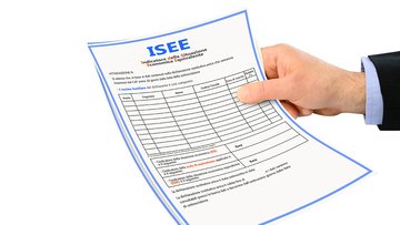 Isee 2025, di quanto aumenta se ci sono più soldi sul conto corrente